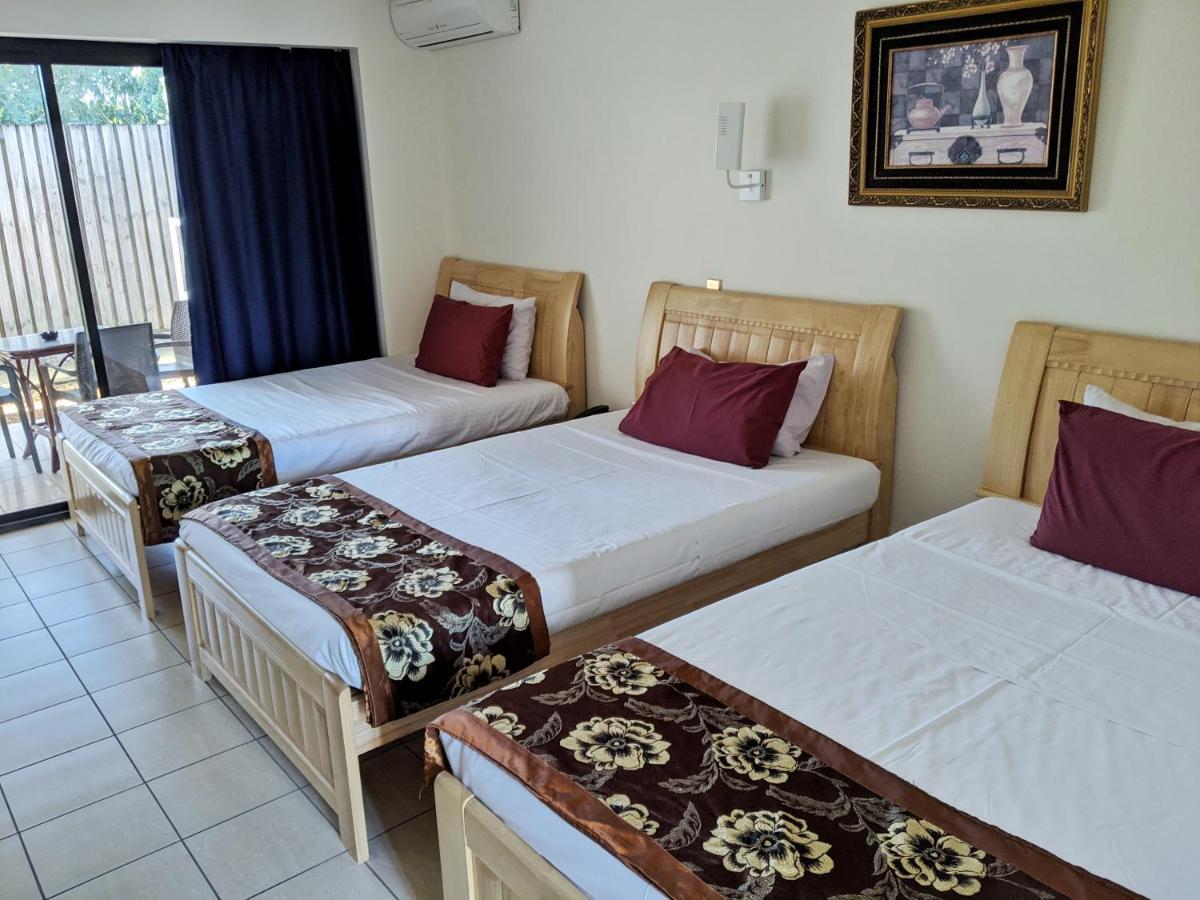 Novena Palms Motel Brisbane Eksteriør bilde